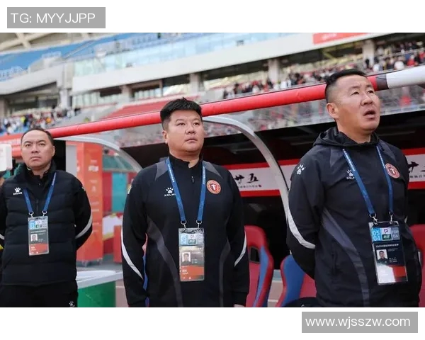 足球明星李金羽:从绿茵场到人生舞台的传奇旅程与启示 足球明星李金羽:从绿茵场到人生舞台的传奇旅程与启示